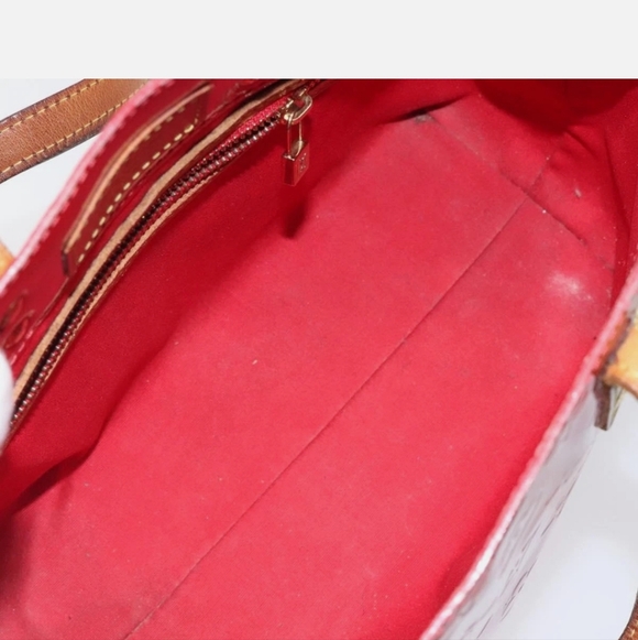 Louis Vuitton Monogram Vernis Reade PM - Picture 12 of 16